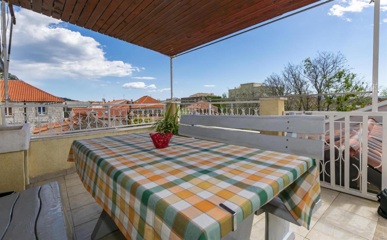 Apartment Ivanka Омиш Экстерьер фото