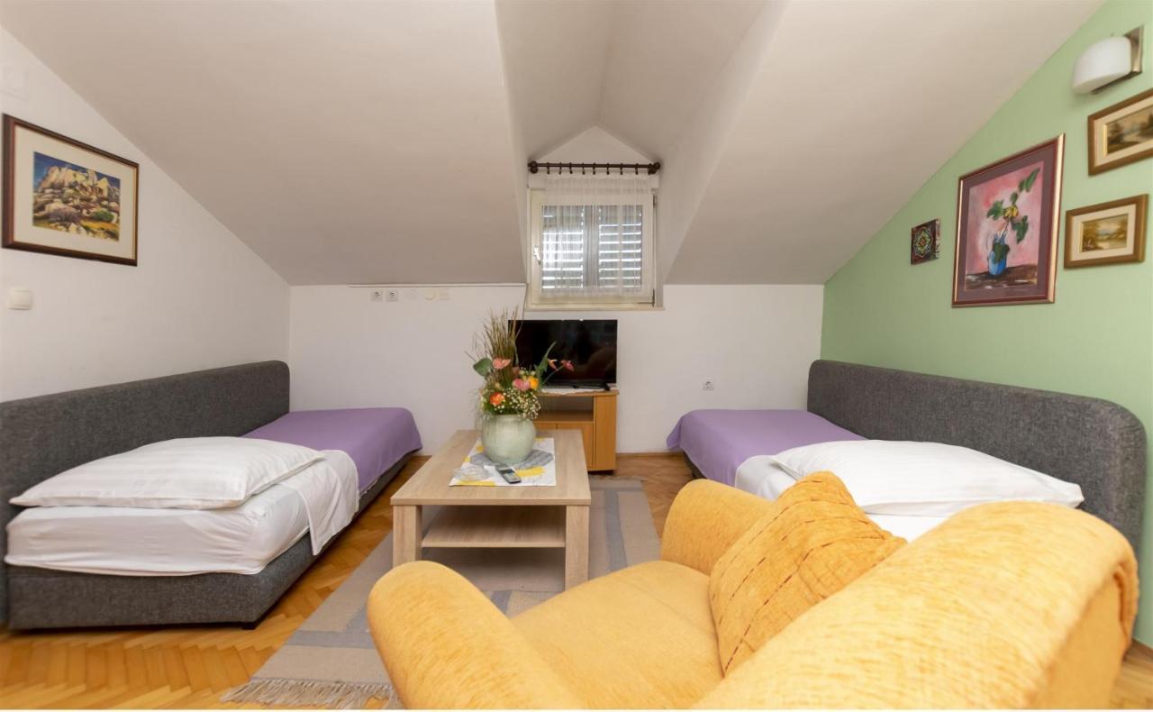 Apartment Ivanka Омиш Экстерьер фото